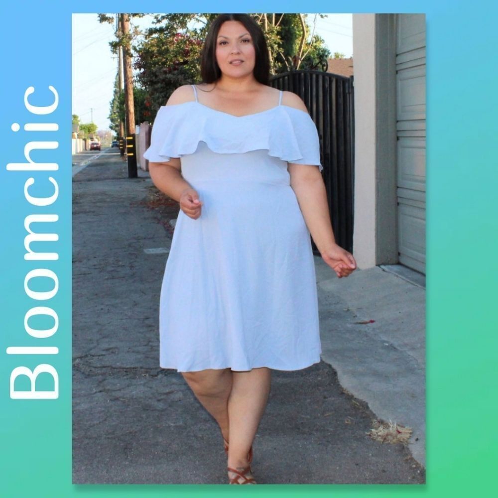BloomChic Cold Shoulder Dress Pastel Blue GORGEOUS 1XL
